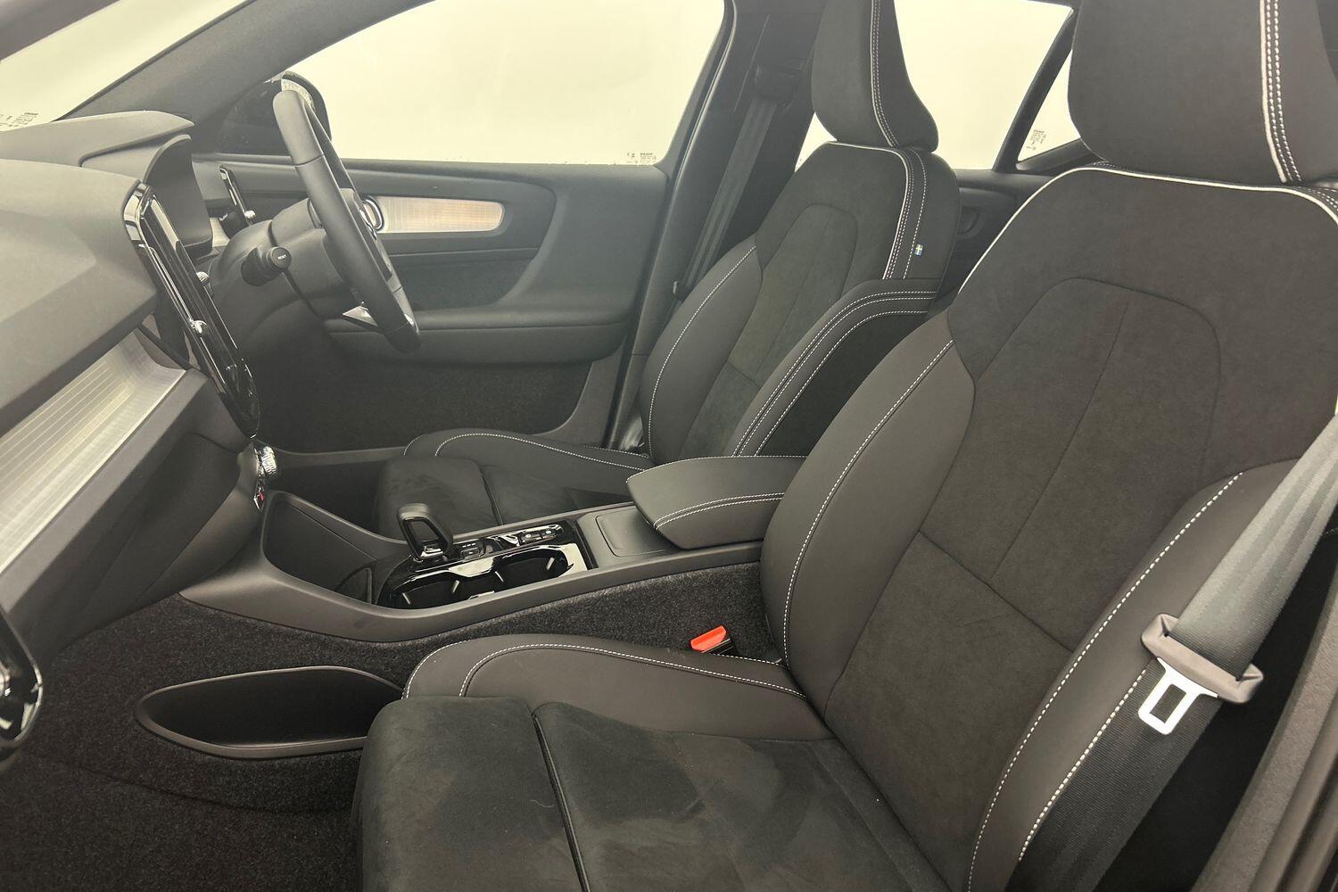 Used Volvo XC40 2025 for sale - 76020596: Photo 25