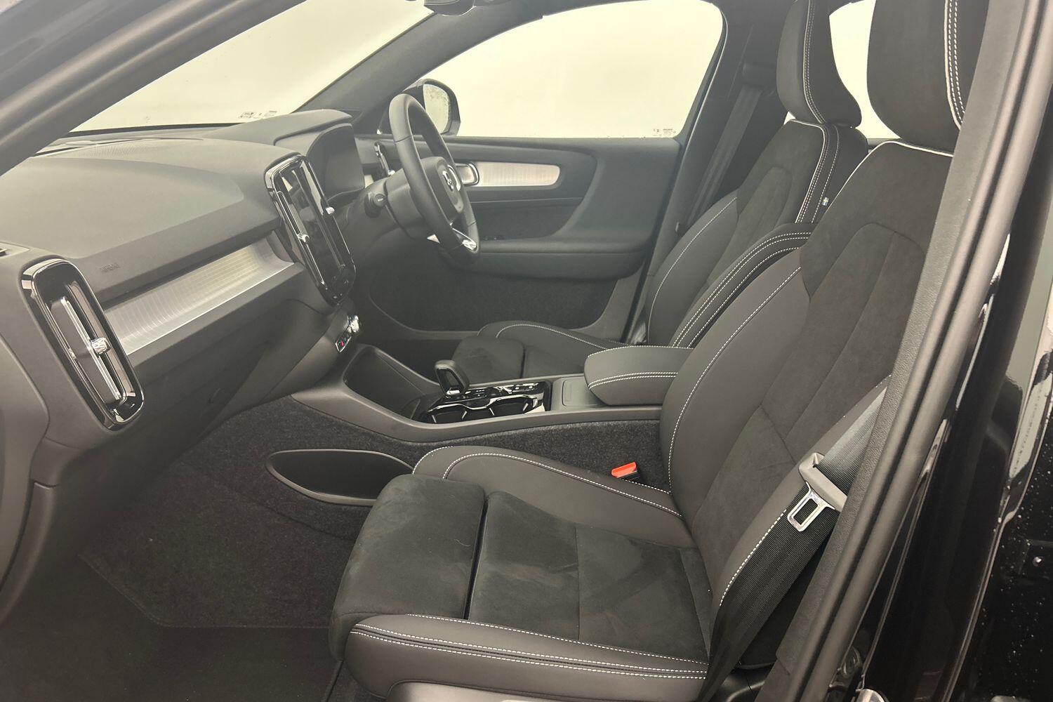Used Volvo XC40 2025 for sale - 76020596: Photo 26
