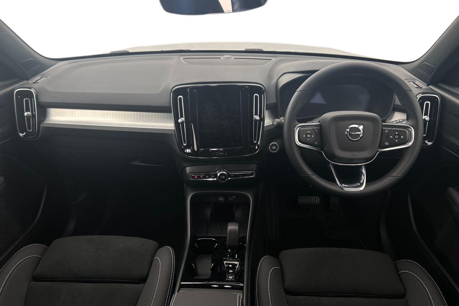 Used Volvo XC40 2025 for sale - 76020596: Photo 7