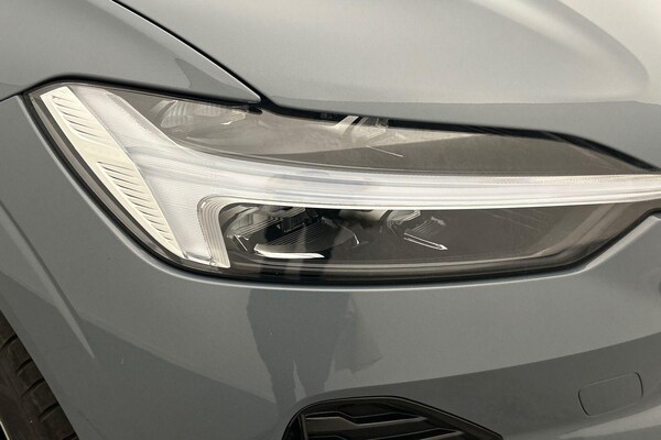 Used Volvo XC60 2023 for sale - 75670423: Photo 25