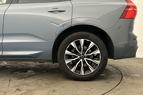 Used Volvo XC60 2023 for sale - 75670423: Photo 6