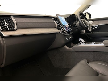 Used Volvo XC90 2025 for sale - 75757290: Photo