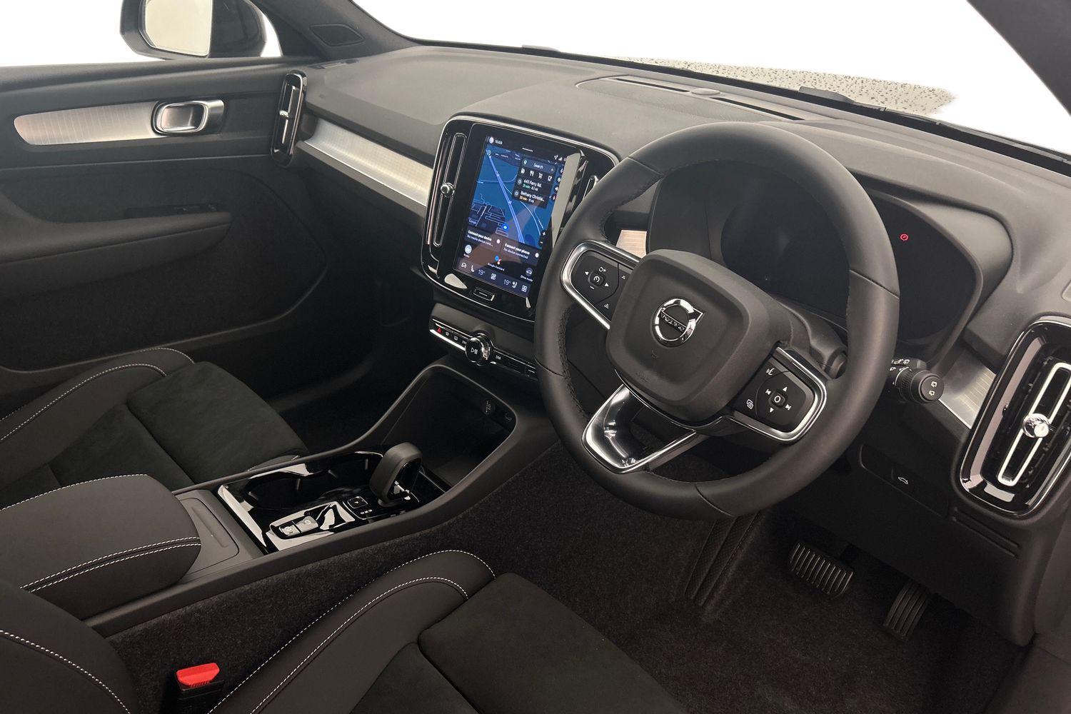 Used Volvo XC40 2025 for sale - 76020738: Photo 11