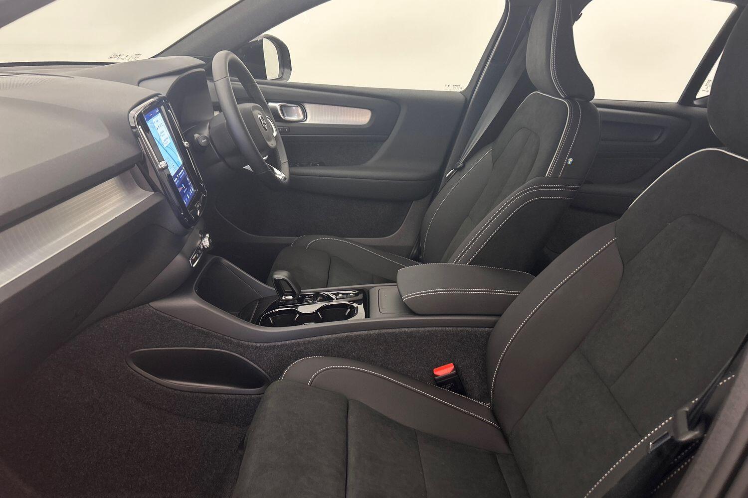 Used Volvo XC40 2025 for sale - 76020738: Photo 25