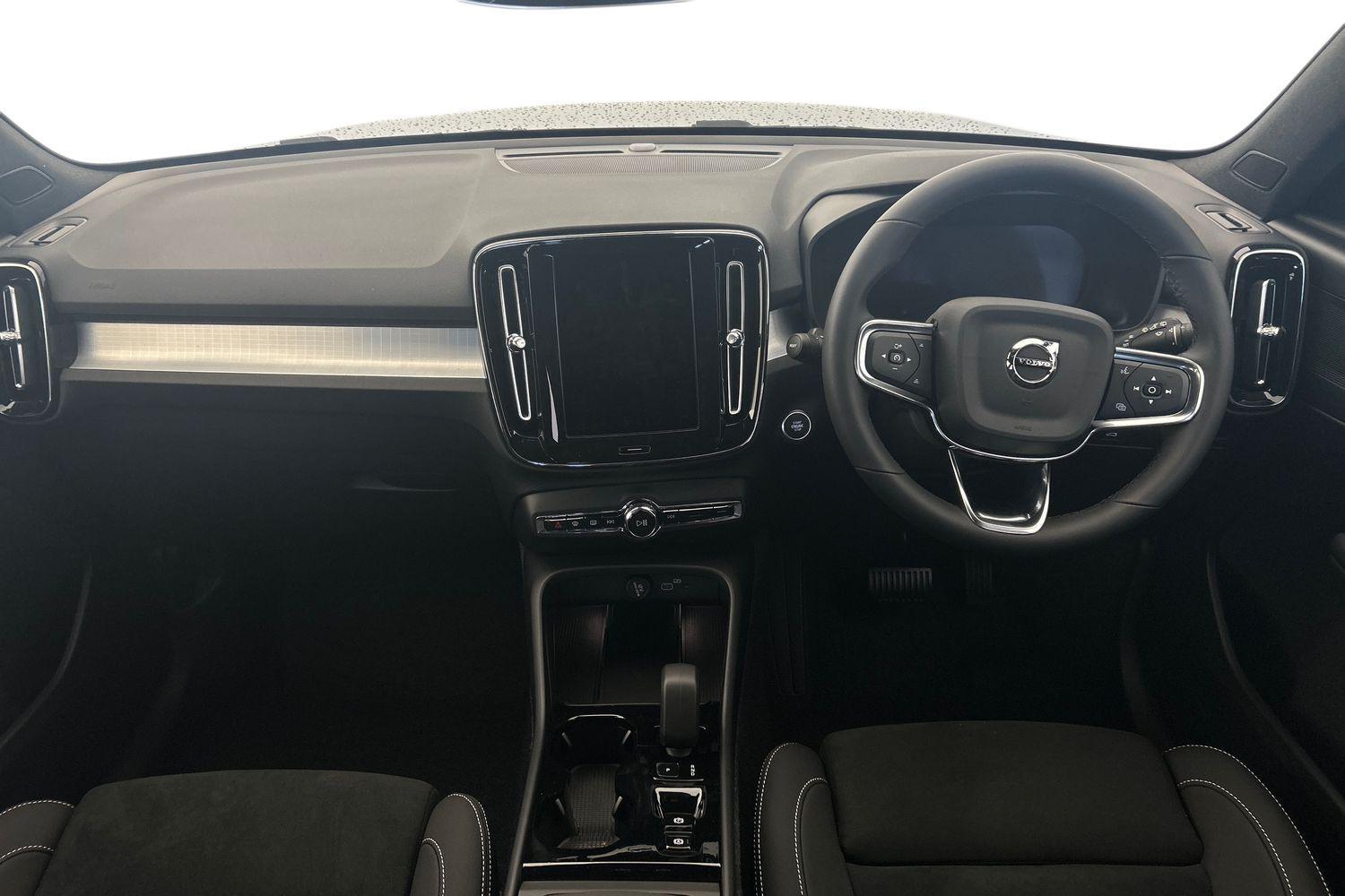 Used Volvo XC40 2025 for sale - 76020738: Photo 7