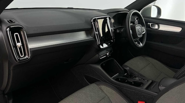 Used Volvo XC40 2022 for sale - 76200245: Photo 6