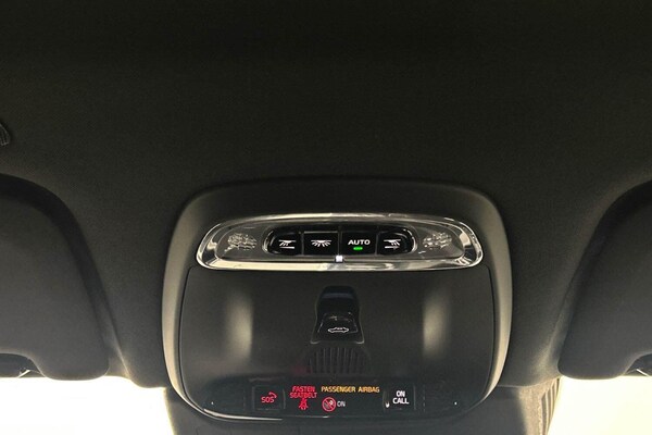 Used Volvo XC60 2019 for sale - 75697042: Photo 30