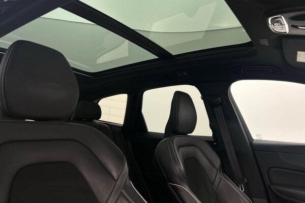 Used Volvo XC60 2019 for sale - 75697042: Photo 32