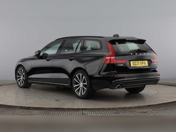 Used Volvo V60 2021 for sale - 75507750: Photo