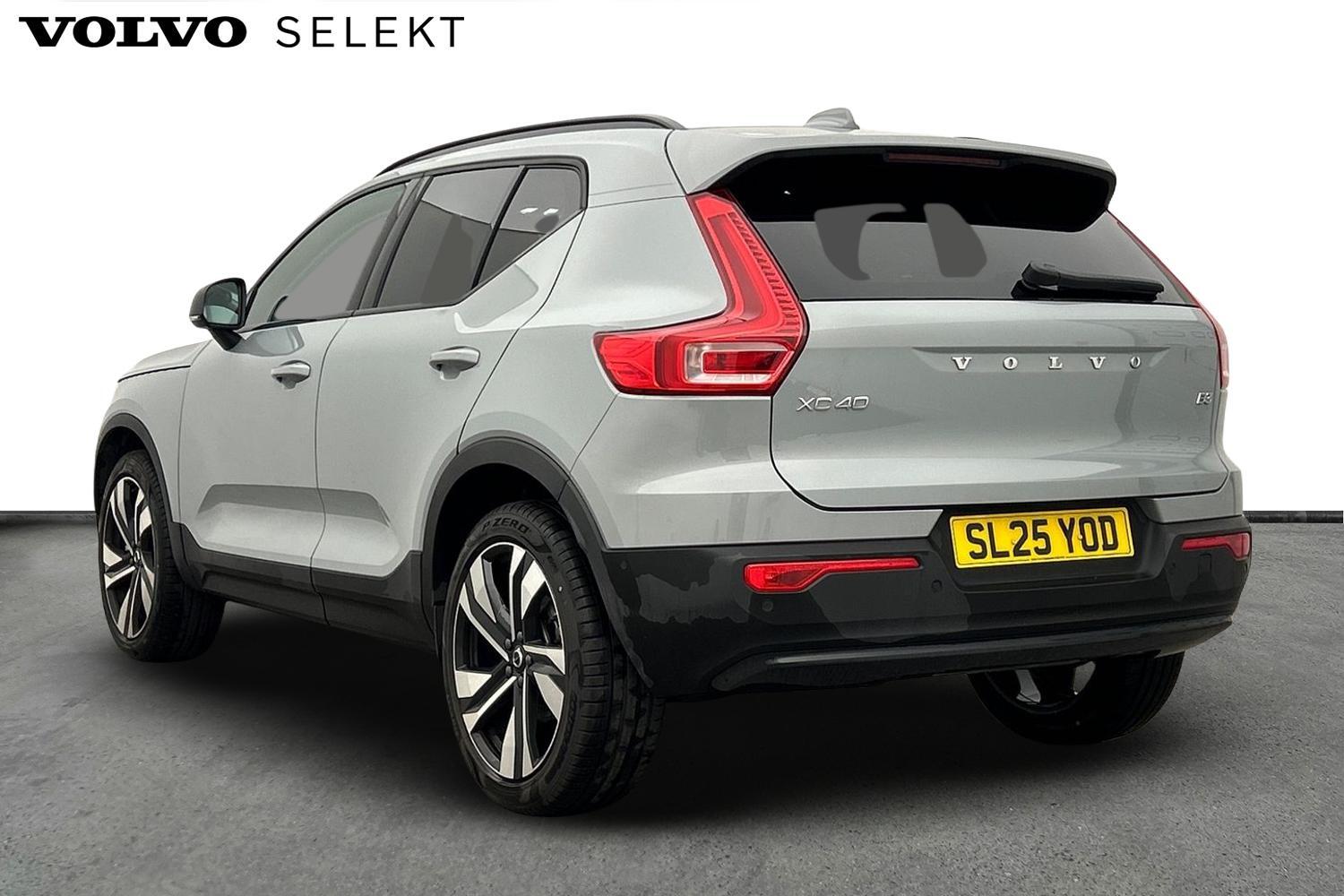 Used Volvo XC40 2025 for sale - 76071922: Photo 4