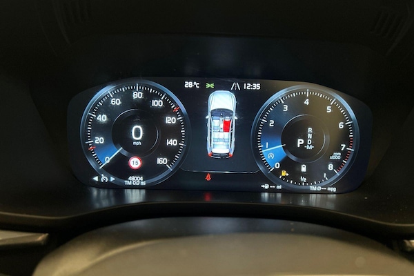 Used Volvo XC60 2021 for sale - 75507192: Photo 8