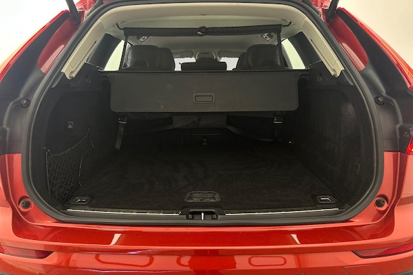 Used Volvo XC60 2021 for sale - 75507192: Photo 9