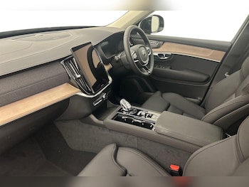 Used Volvo XC90 2025 for sale - 75941532: Photo