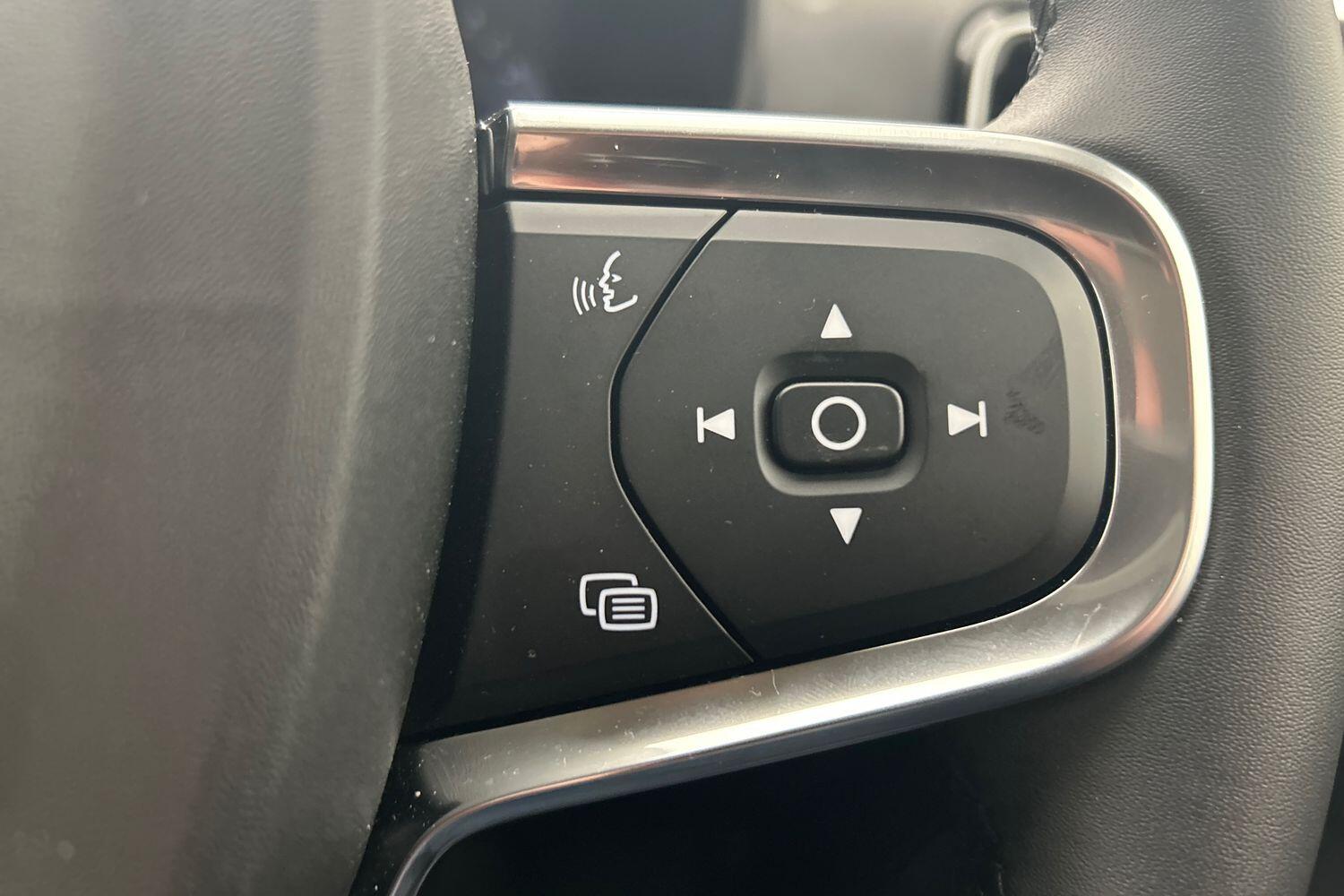 Used Volvo XC40 2025 for sale - 76109125: Photo 13