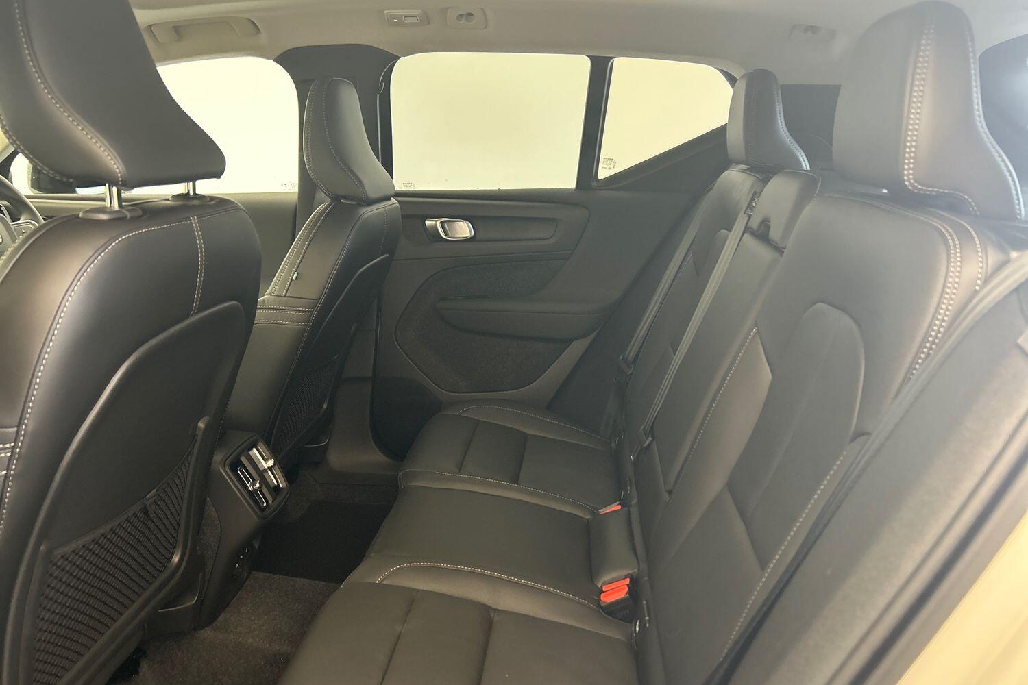 Used Volvo XC40 2025 for sale - 76109125: Photo 18