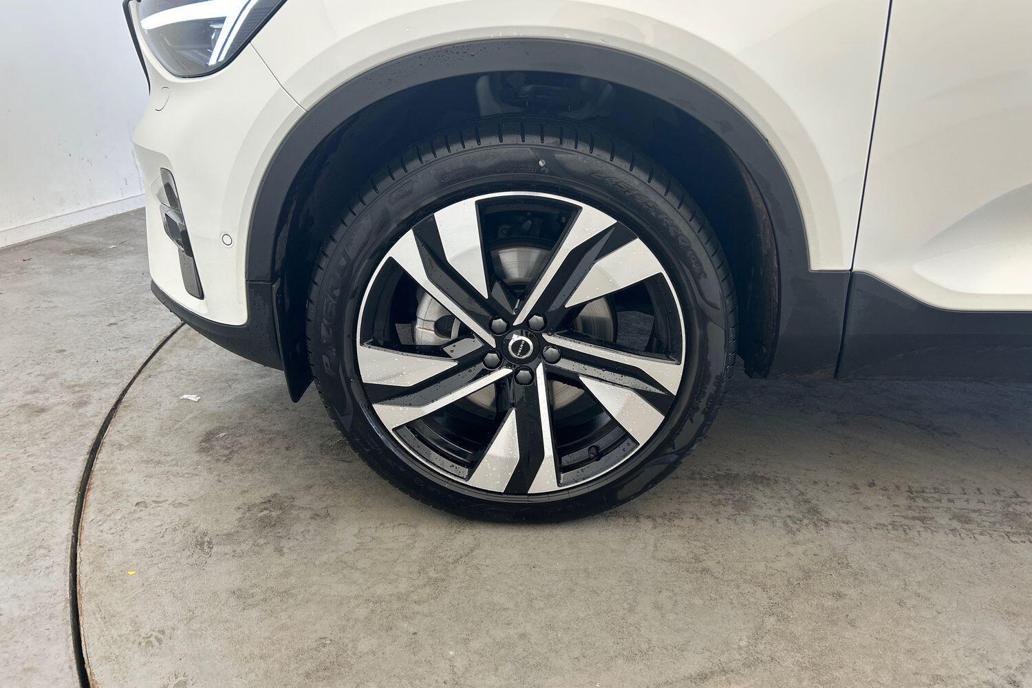 Used Volvo XC40 2025 for sale - 76109125: Photo 6
