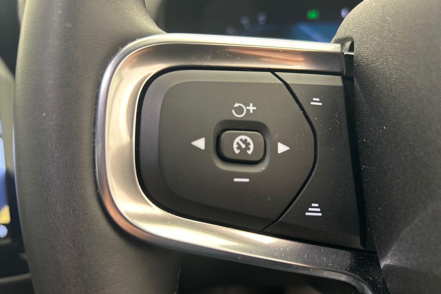 Used Volvo XC40 2024 for sale - 76059245: Photo 12