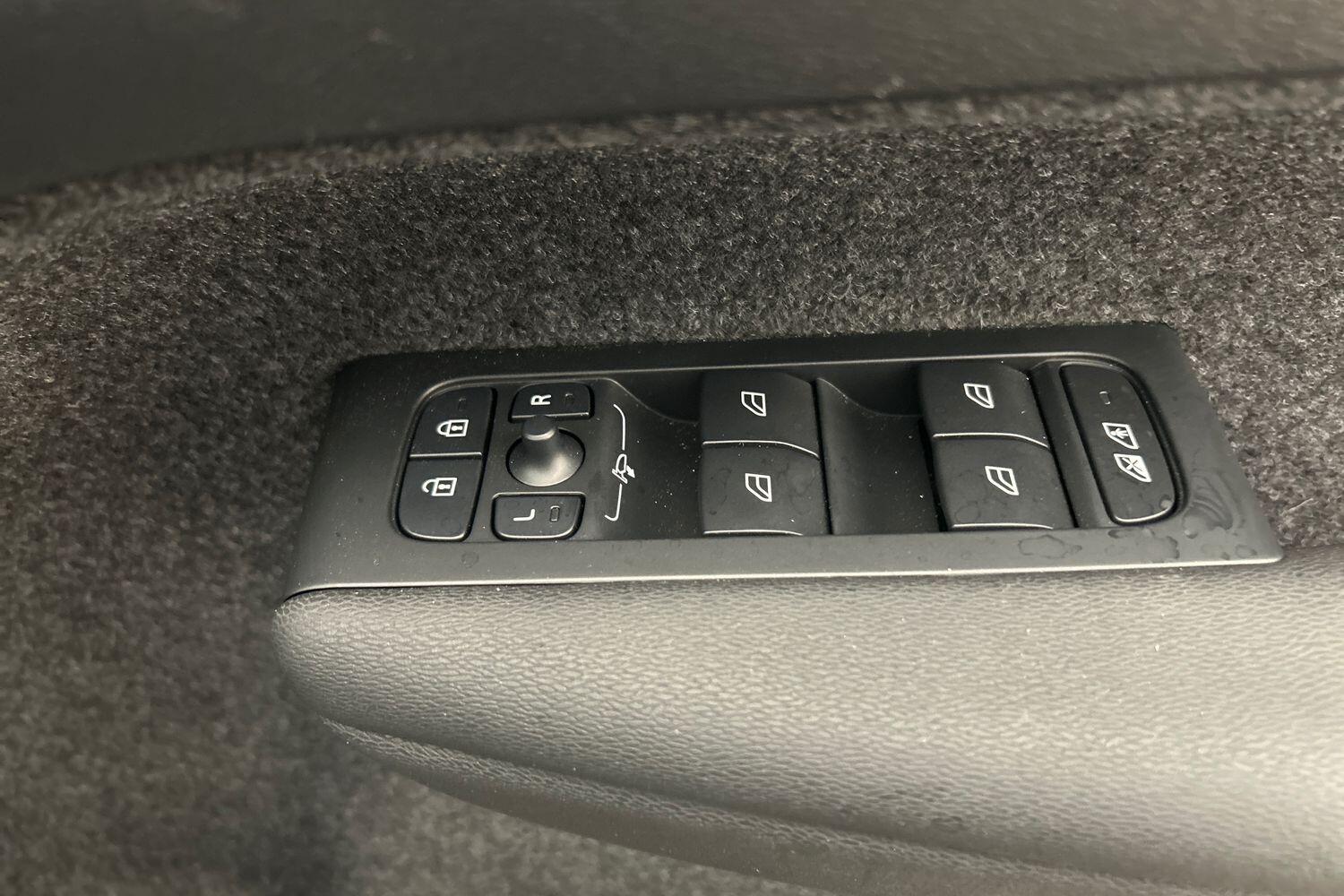 Used Volvo XC40 2024 for sale - 76059245: Photo 27