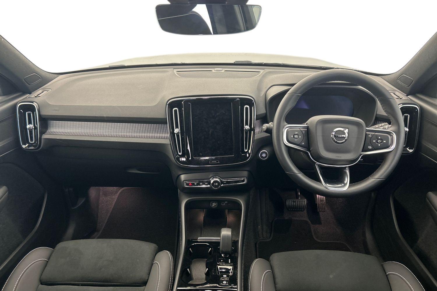 Used Volvo XC40 2024 for sale - 76059245: Photo 7