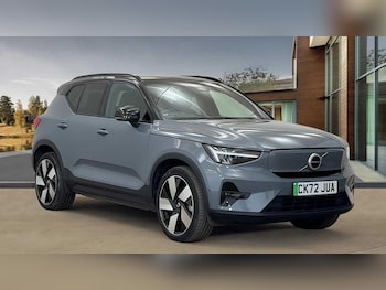 Volvo - XC40