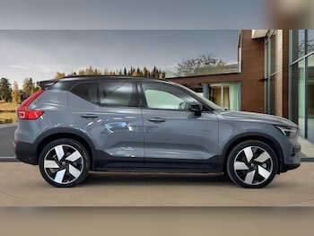 Used Volvo XC40 2022 for sale - 76238820: Photo 2
