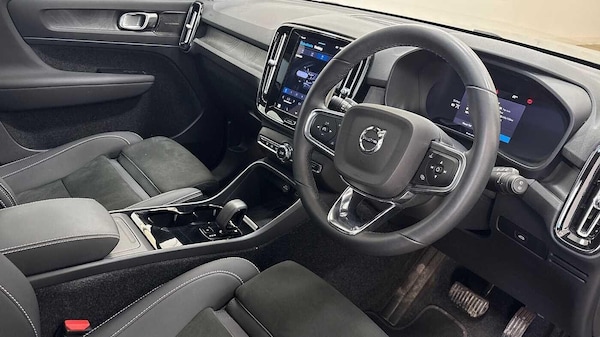 Used Volvo XC40 2022 for sale - 76238820: Photo 9