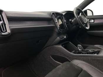 Used Volvo XC40 2021 for sale - 74851543: Photo