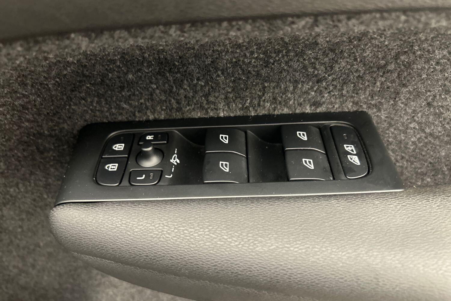 Used Volvo XC40 2022 for sale - 76158673: Photo 29