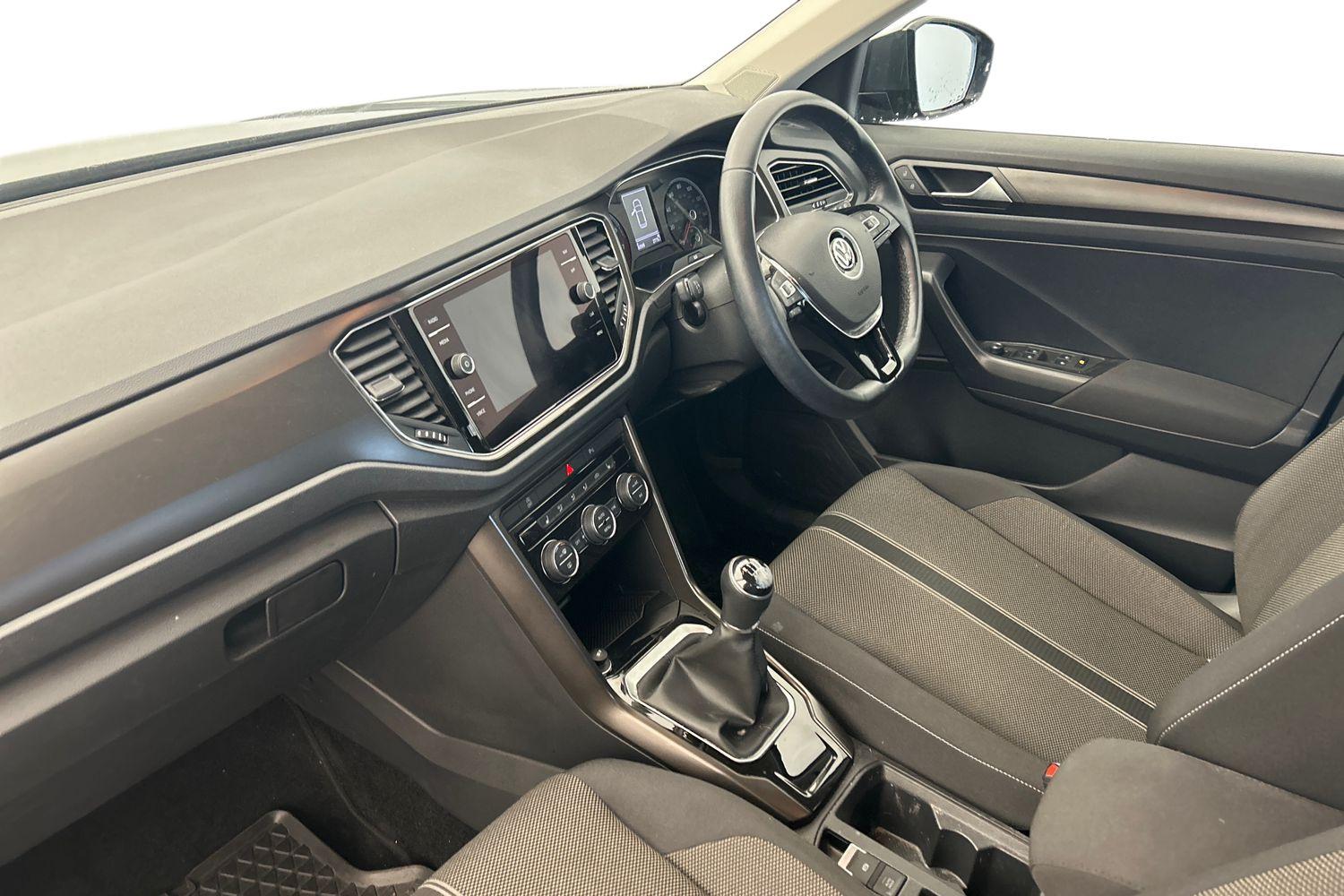 Used Volkswagen T-Roc 2019 for sale - 76166560: Photo 2
