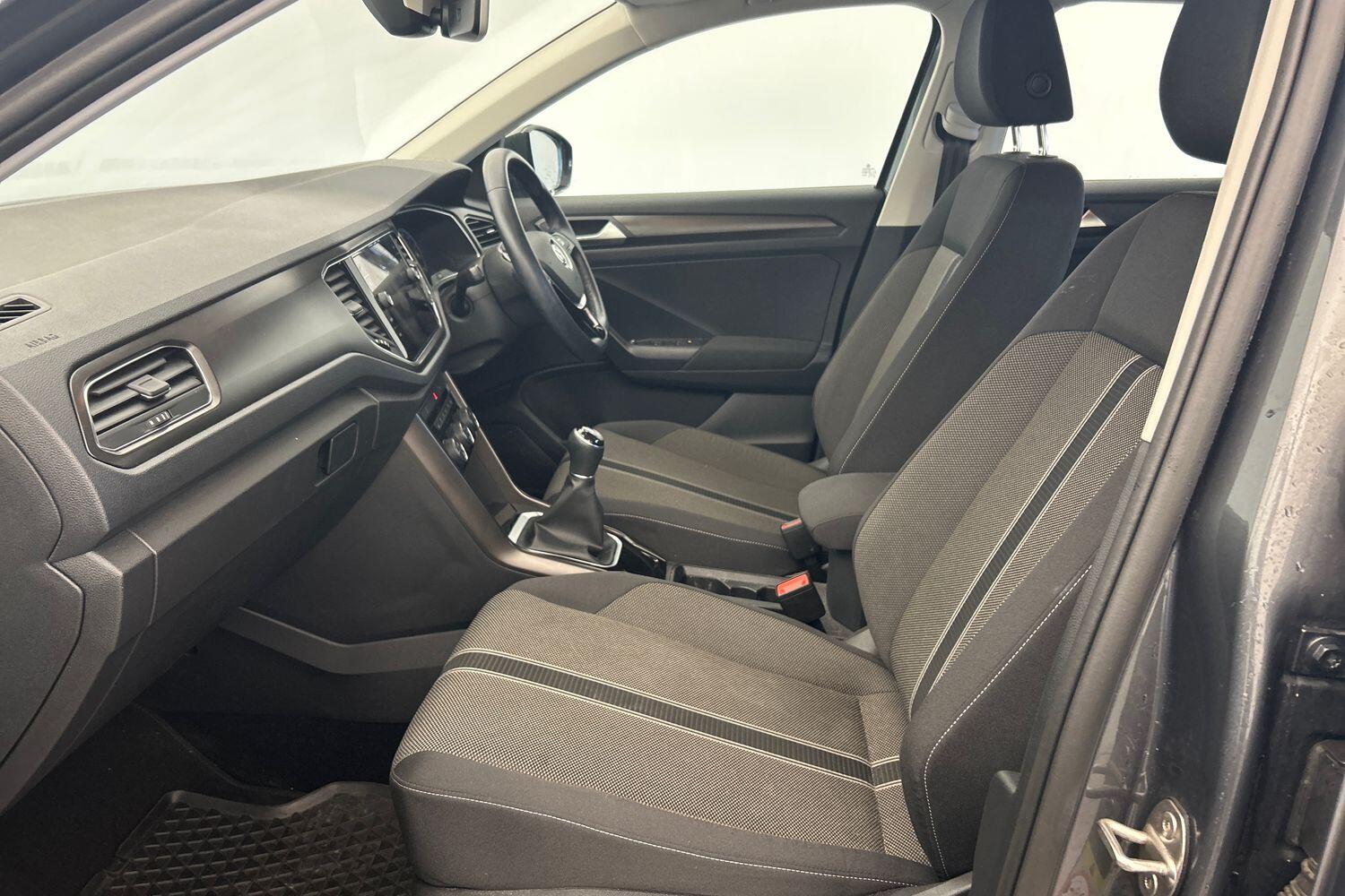 Used Volkswagen T-Roc 2019 for sale - 76166560: Photo 23