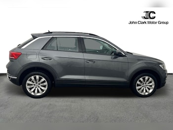 Used Volkswagen T-Roc 2019 for sale - 76166560: Photo 4