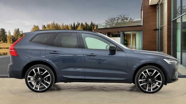 Used Volvo XC60 2022 for sale - 75279904: Photo 2