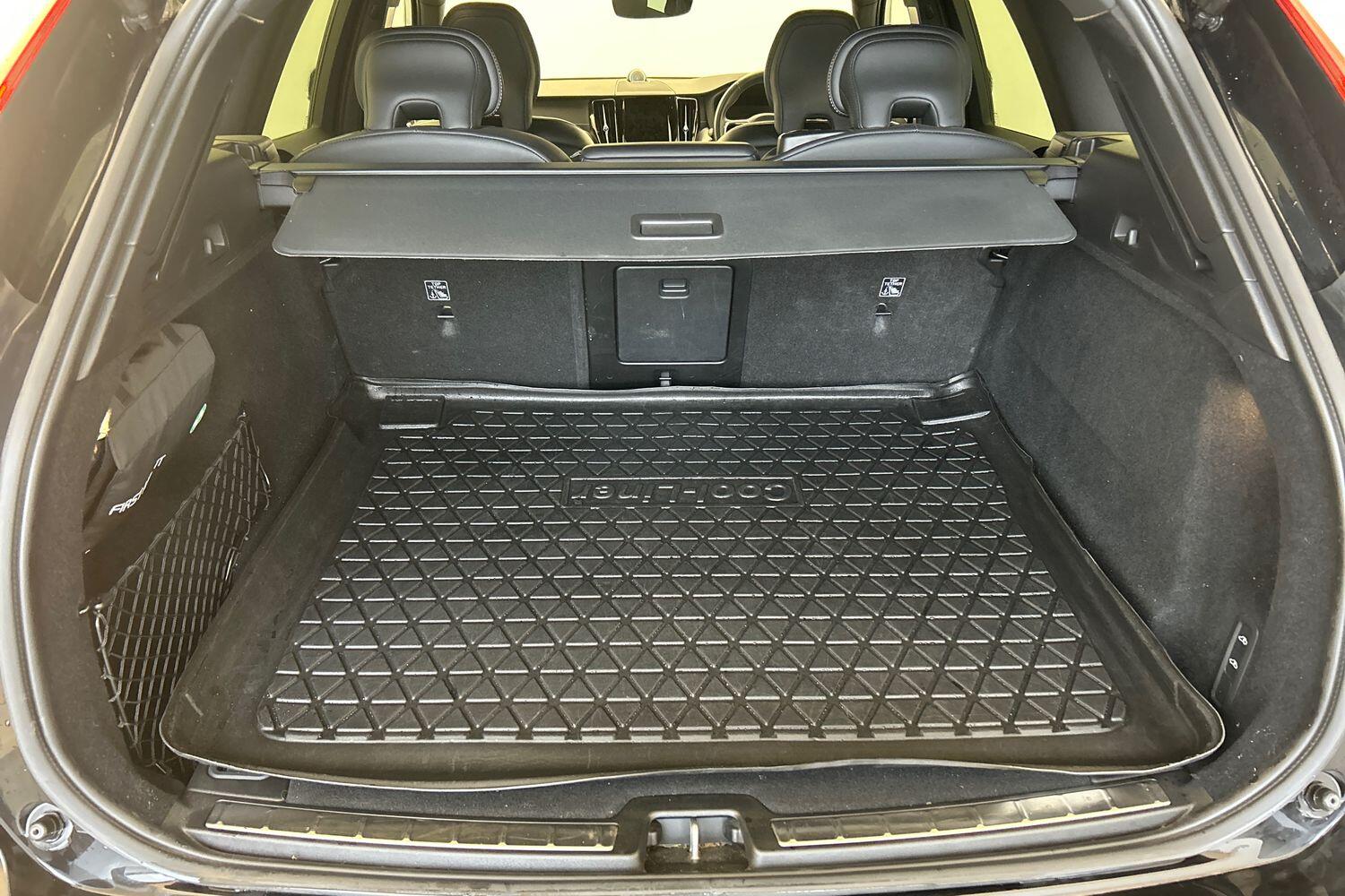 Used Volvo XC60 2021 for sale - 75978334: Photo 9