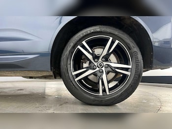 Used Volvo XC60 2021 for sale - 76108855: Photo 4