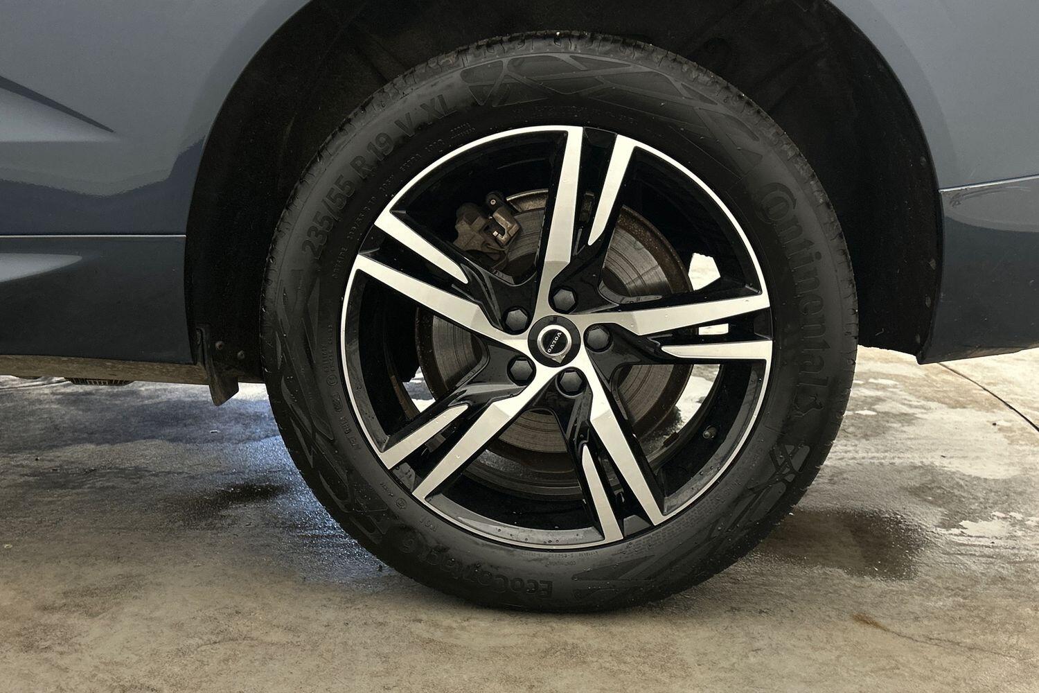 Used Volvo XC60 2021 for sale - 76108855: Photo 5
