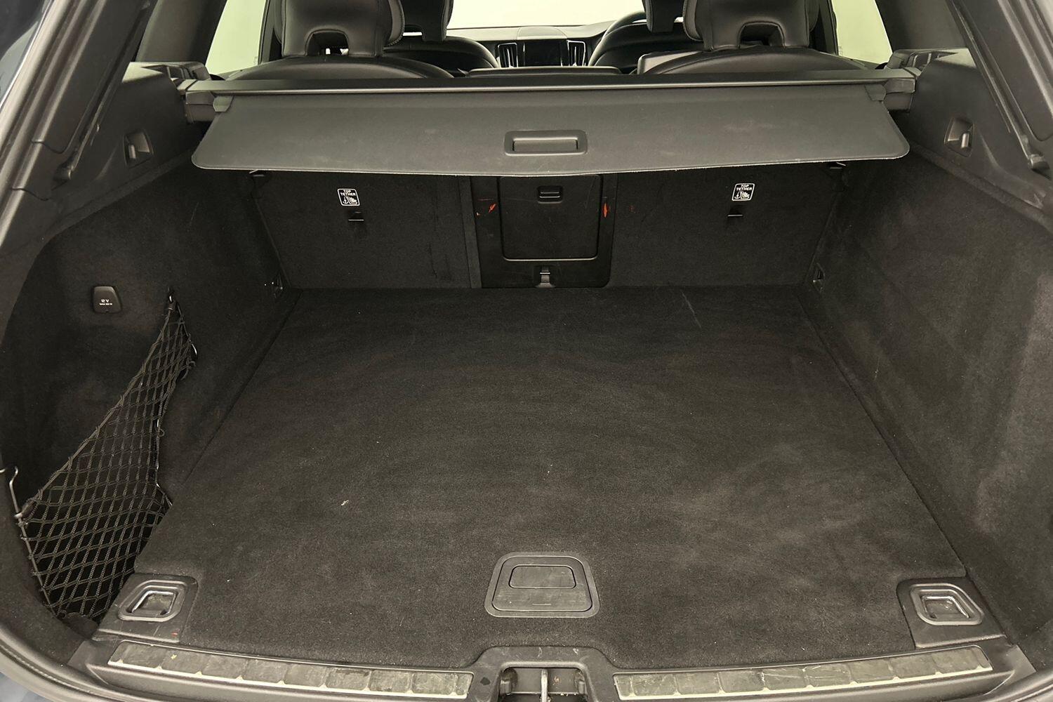 Used Volvo XC60 2021 for sale - 76108855: Photo 8