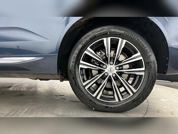 Used Volvo XC60 2021 for sale - 75577491: Photo