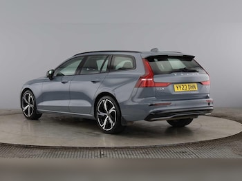 Used Volvo V60 2023 for sale - 75578505: Photo