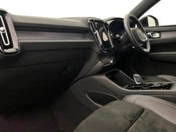 Used Volvo XC40 2022 for sale - 74990161: Photo
