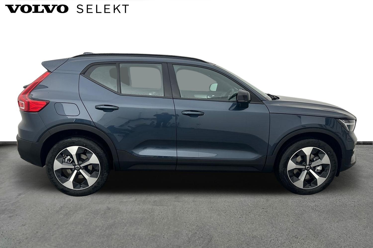 Used Volvo XC40 2025 for sale - 76152561: Photo 5