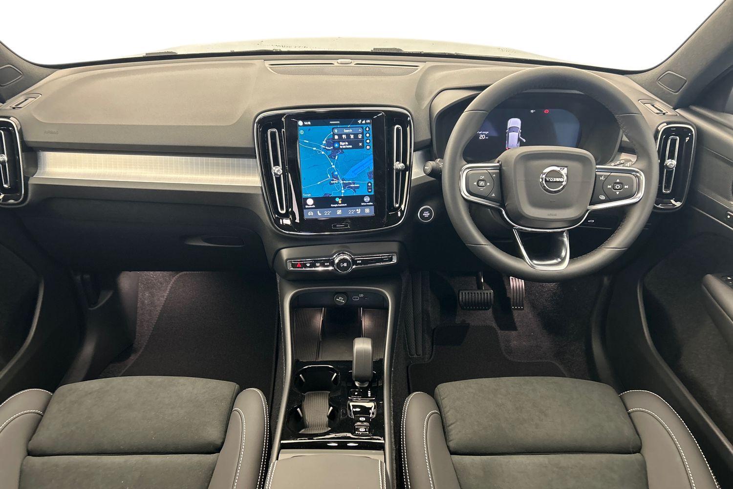 Used Volvo XC40 2025 for sale - 76152561: Photo 7