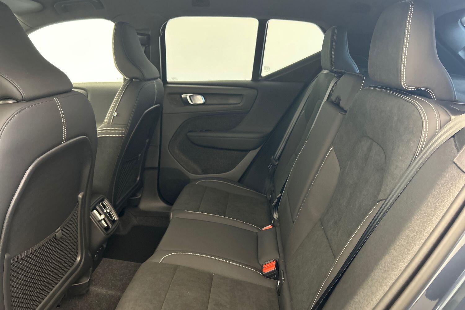 Used Volvo XC40 2025 for sale - 76158668: Photo 18