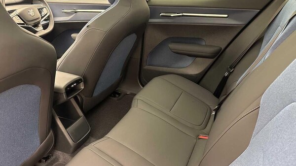Used Volvo EX30 2025 for sale - 76226467: Photo 13