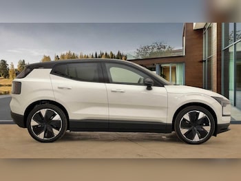 Used Volvo EX30 2025 for sale - 76226467: Photo 2
