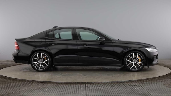 Used Volvo S60 2022 for sale - 76200349: Photo 2