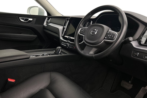 Used Volvo XC60 2021 for sale - 74990141: Photo 11