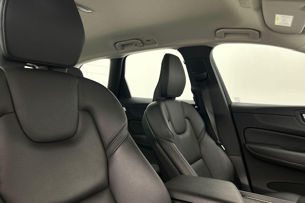 Used Volvo XC60 2021 for sale - 74990141: Photo 32