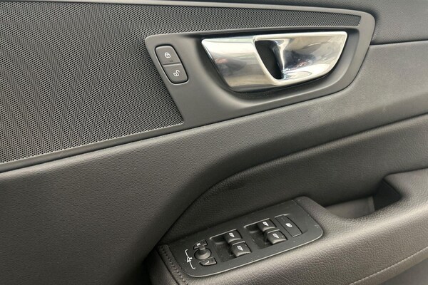 Used Volvo XC60 2022 for sale - 75577714: Photo 24