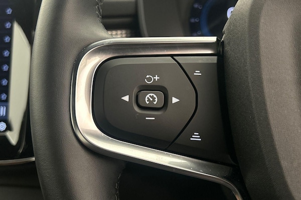 Used Volvo XC40 2024 for sale - 75279210: Photo 12