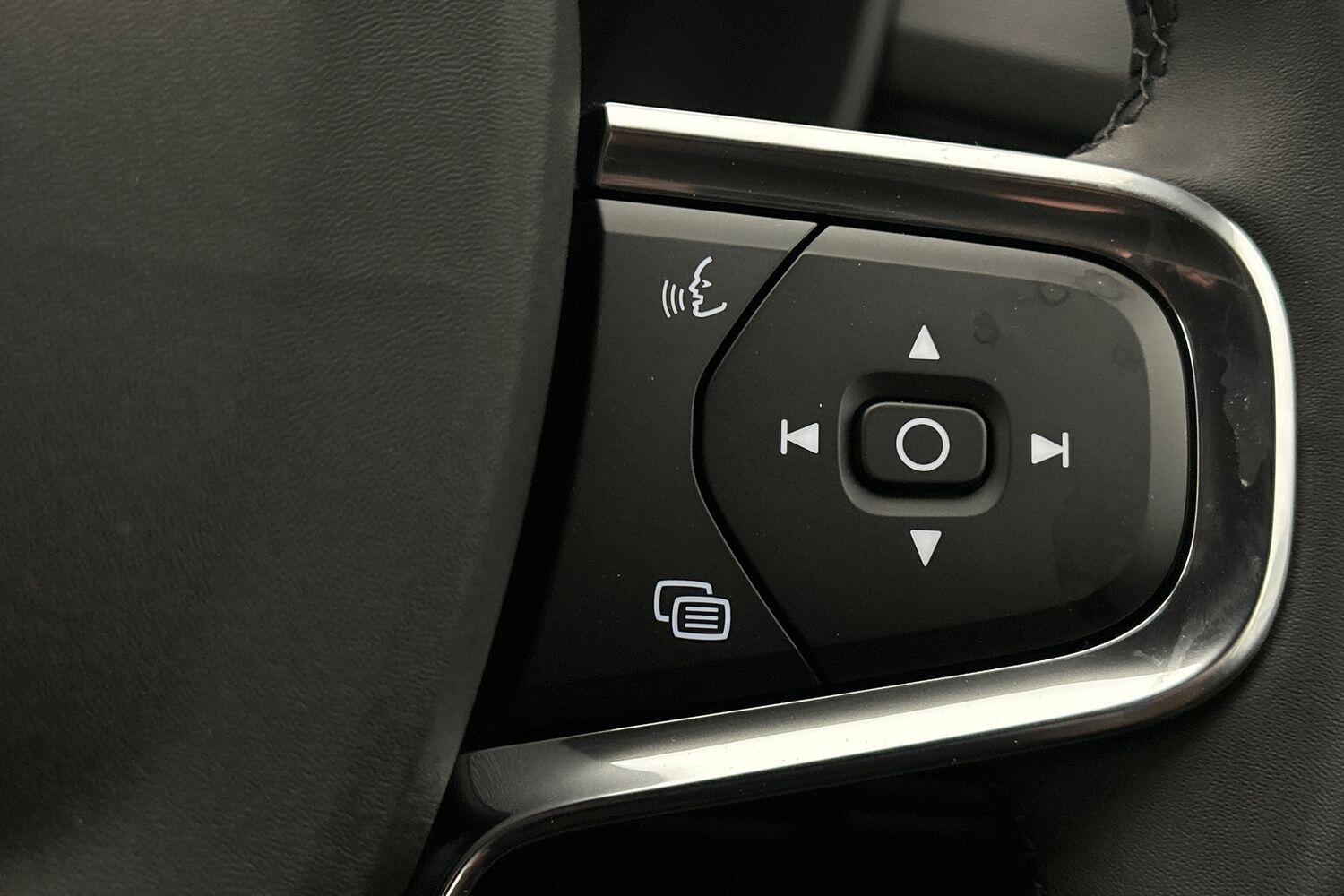 Used Volvo XC40 2025 for sale - 76024843: Photo 13